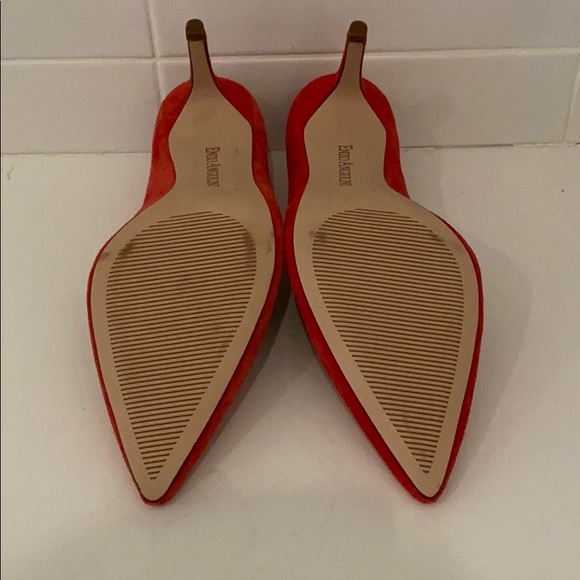 ENZO ANGIOLINI | Red Pointy Heels - Picture 5 of 6